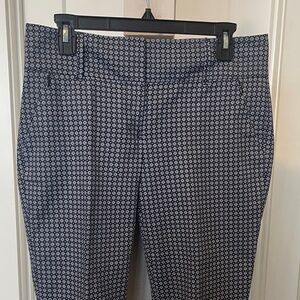 Ann Taylor Black and White Patterned Capris